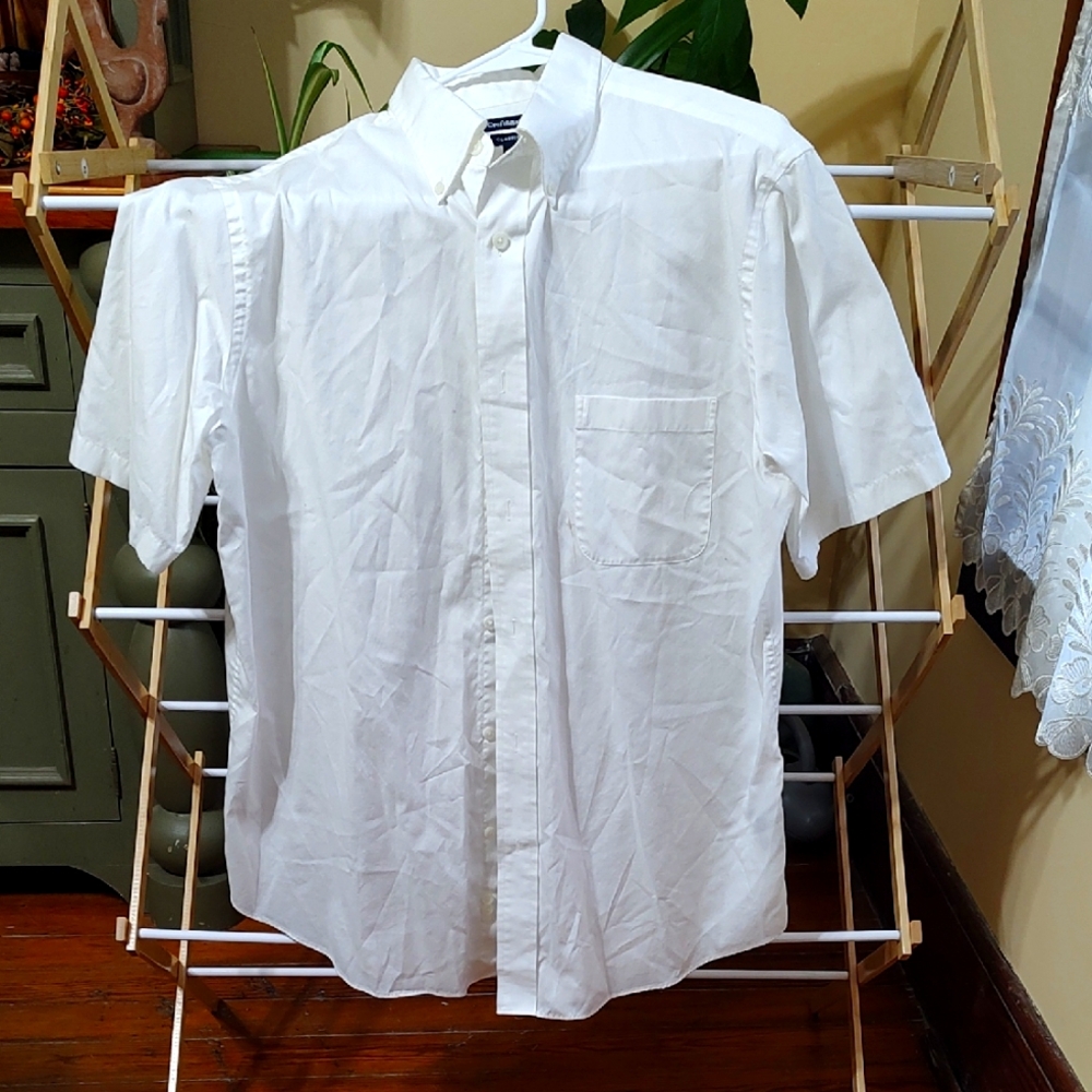 White Men's Button Down Short Sleeve Shirt